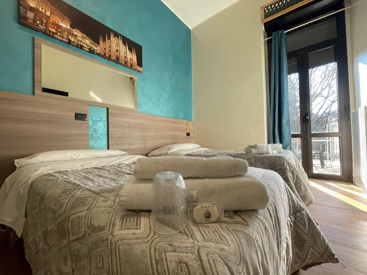** Hotel Milano Hostel Italia
